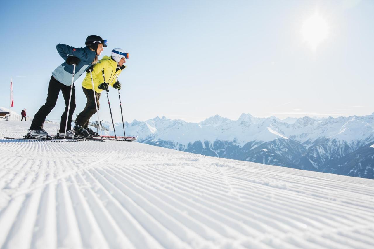 Hotel Bergblick 4 Sterne Superior Fiss Kültér fotó