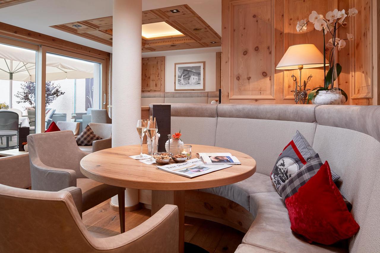 Hotel Bergblick 4 Sterne Superior Fiss Kültér fotó