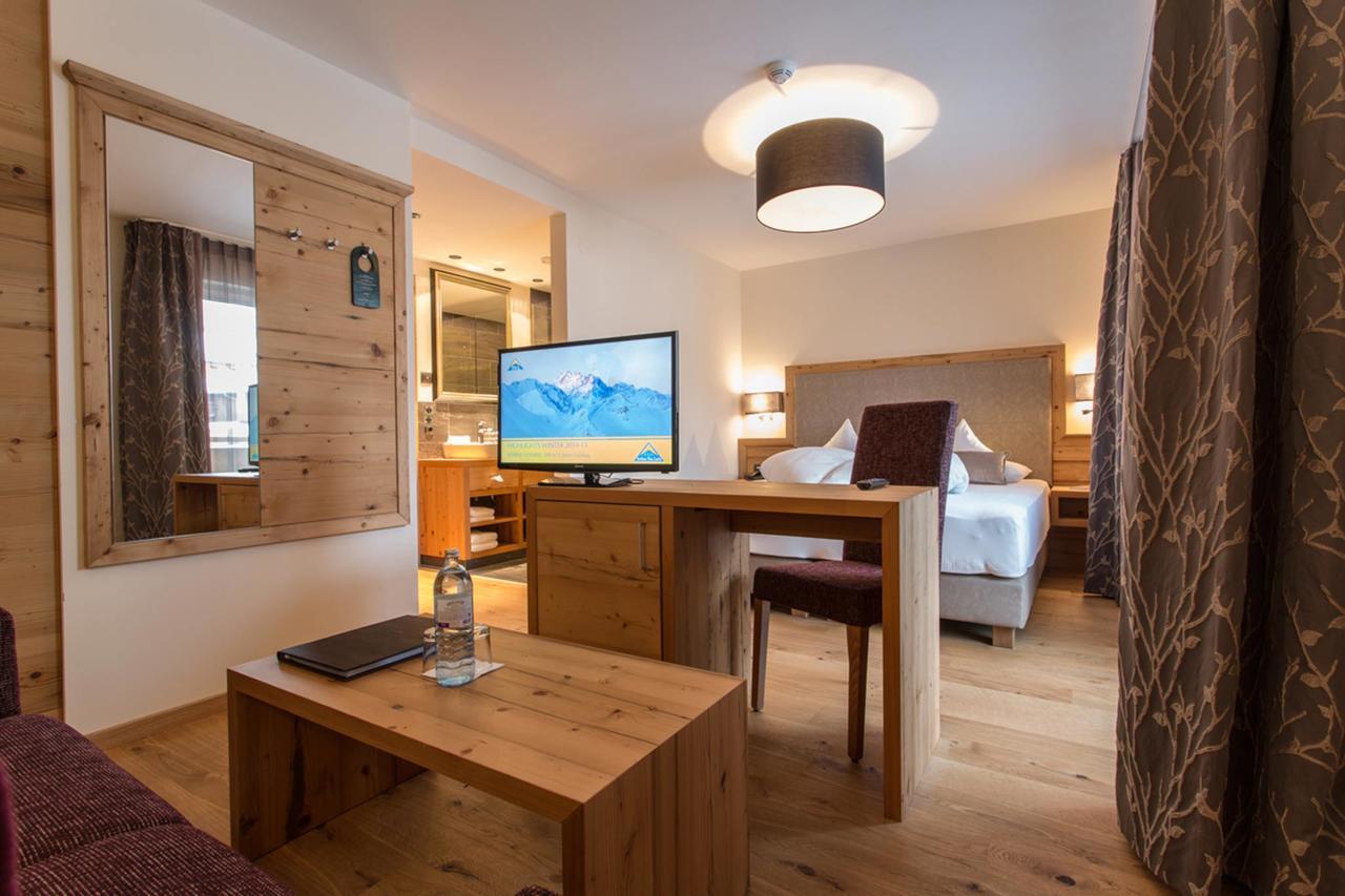Hotel Bergblick 4 Sterne Superior Fiss Kültér fotó
