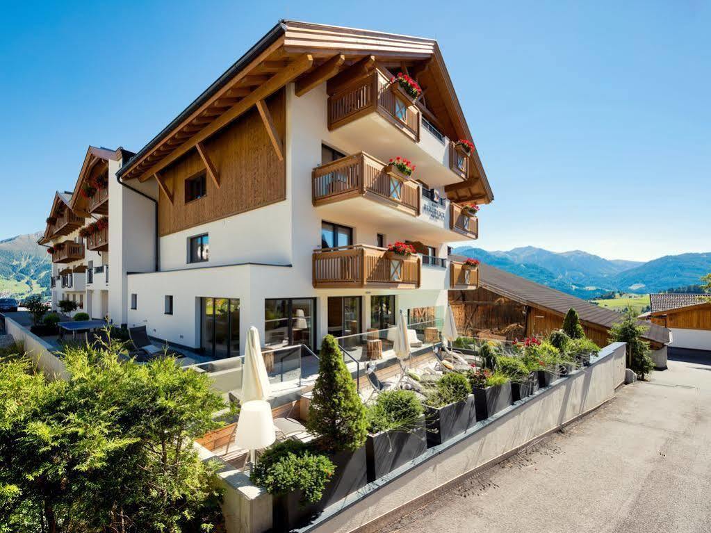 Hotel Bergblick 4 Sterne Superior Fiss Kültér fotó